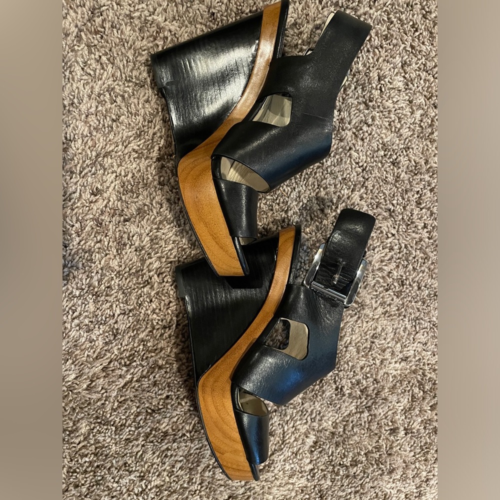 Michael Kors wedges - Picture 3 of 5
